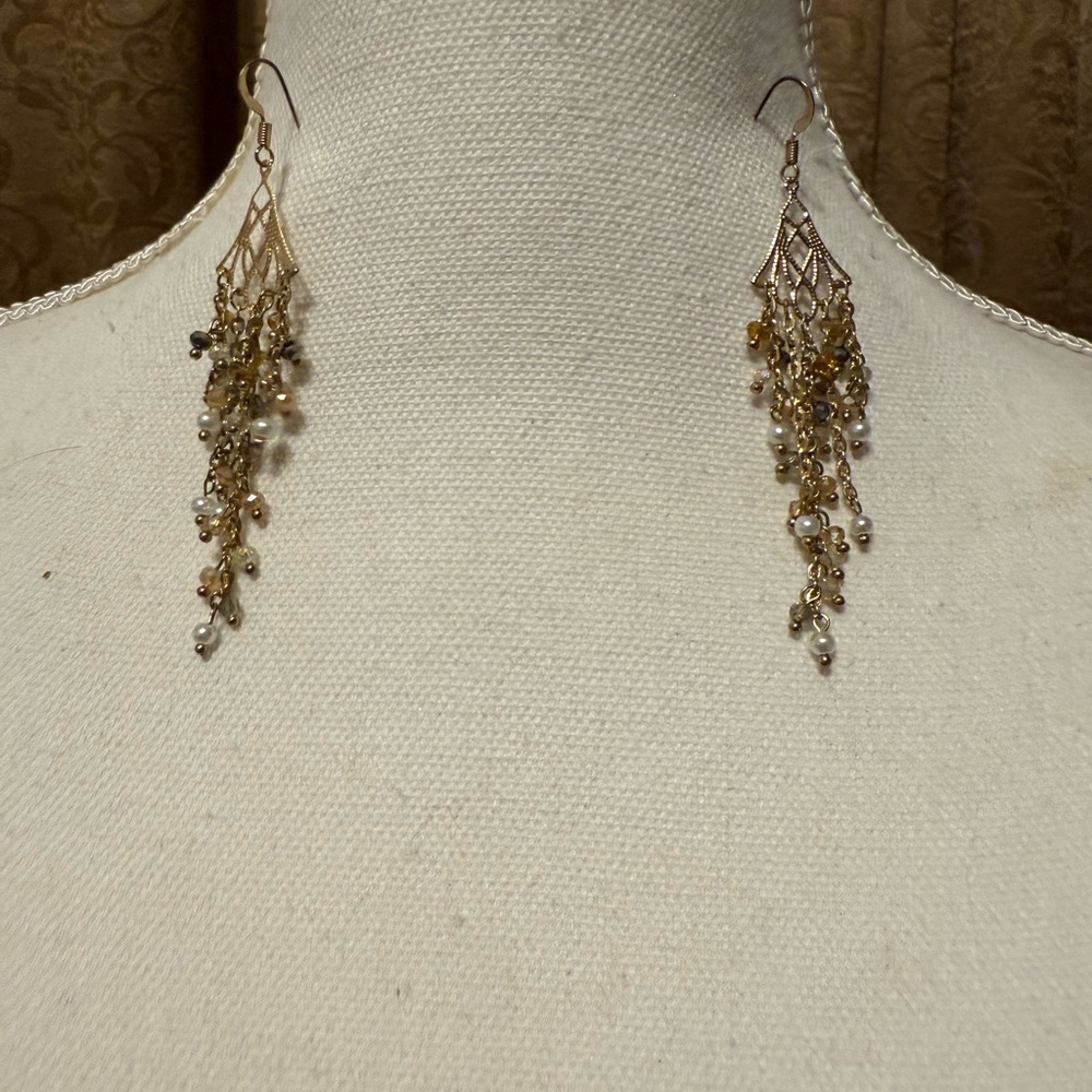 Elegant Gold Dangle Earrings